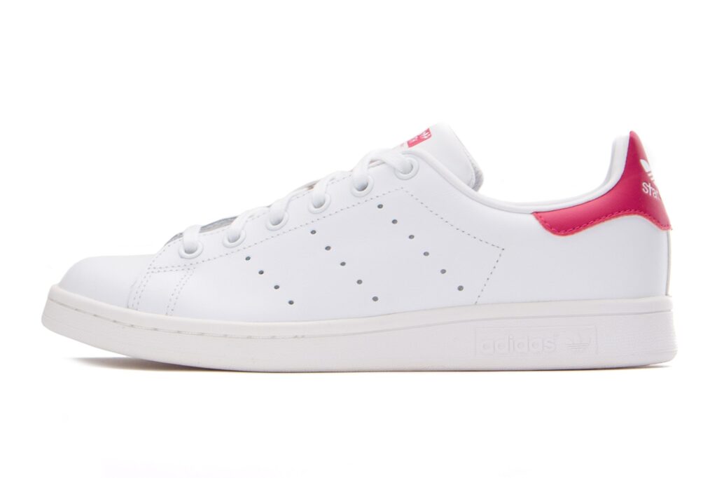 https://ks2.imper.info/jedi-img/public/adidas/buty/b32703/2560x2560/adidas-buty-buty-stan-smith-j-b32703-1be0fac1.jpg