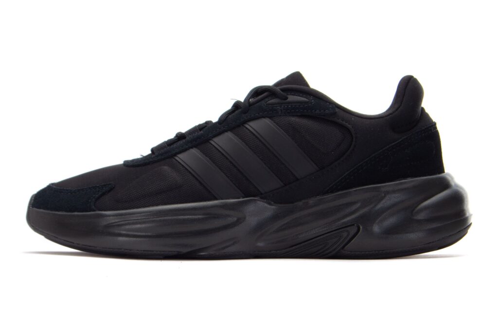 https://ks2.imper.info/jedi-img/public/adidas/buty/gx6767/2560x2560/adidas-buty-ozelle-gx6767-89e8ed69.jpg