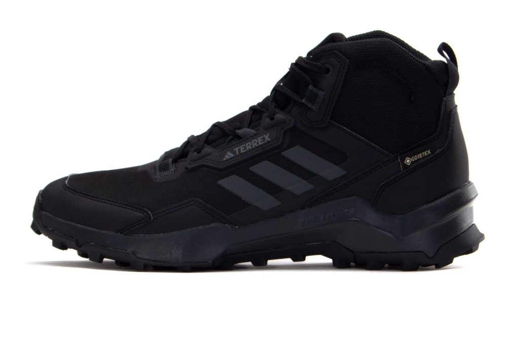 https://ks2.imper.info/jedi-img/public/adidas/buty/hp7401/2560x2560/adidas-buty-terrex-ax4-mied-gtx-hp7401-4ea05a92.jpg