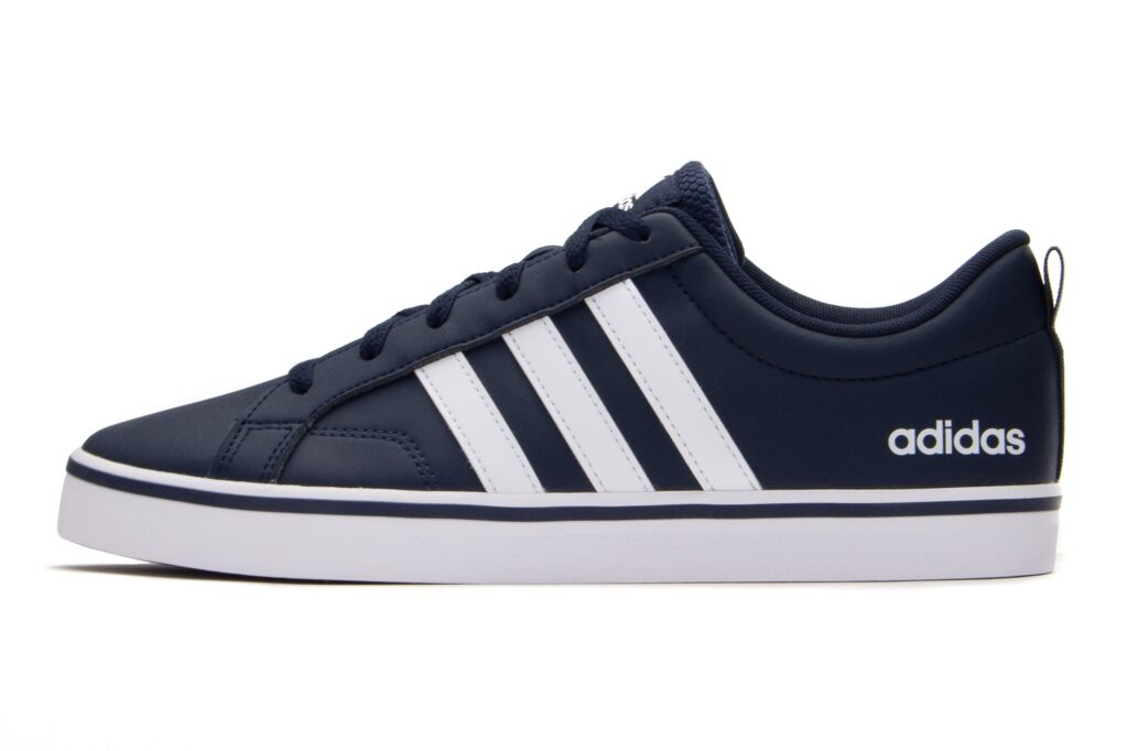 https://ks2.imper.info/jedi-img/public/adidas/buty/hp6011/2560x2560/adidas-buty-vs-pace-2-0-hp6011-2b2cf685.jpg
