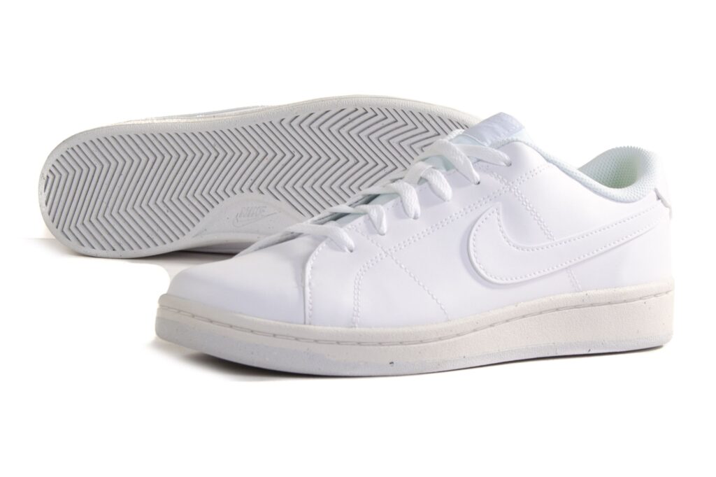https://ks2.imper.info/jedi-img/public/nike/buty/dh3160-100/2560x2560/nike-buty-court-royale-2-nn-dh3160-100-1e1bdc4e.jpg