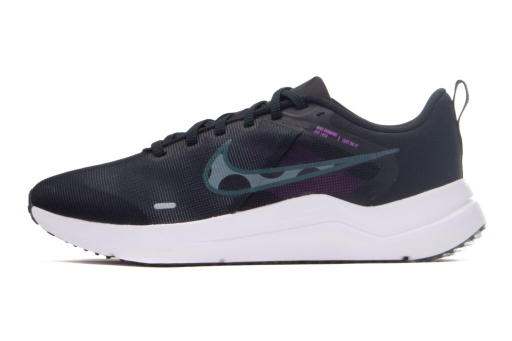 https://ks2.imper.info/jedi-img/public/nike/buty/dd9293-010/2560x2560/nike-buty-downshifter-12-dd9293-010-e1a62677.jpg