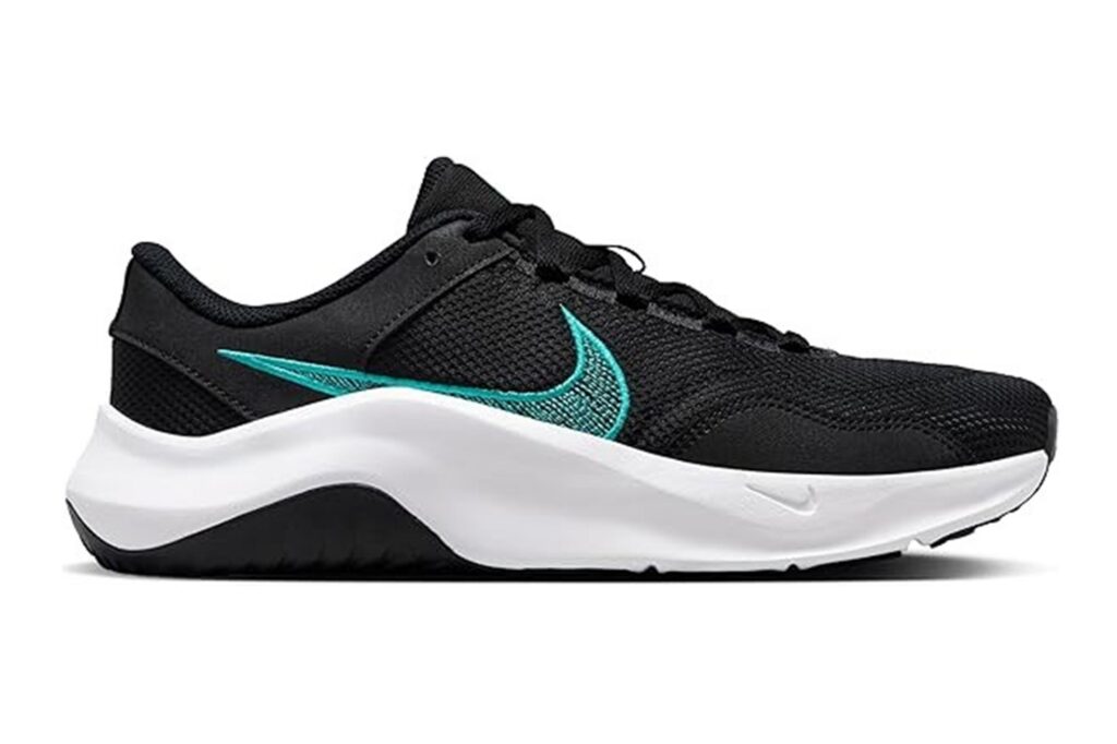 https://ks2.imper.info/jedi-img/public/nike/buty/dm1120-009/2560x2560/nike-buty-legend-essential-3-nn-dm1120-009-c4140d52.jpg