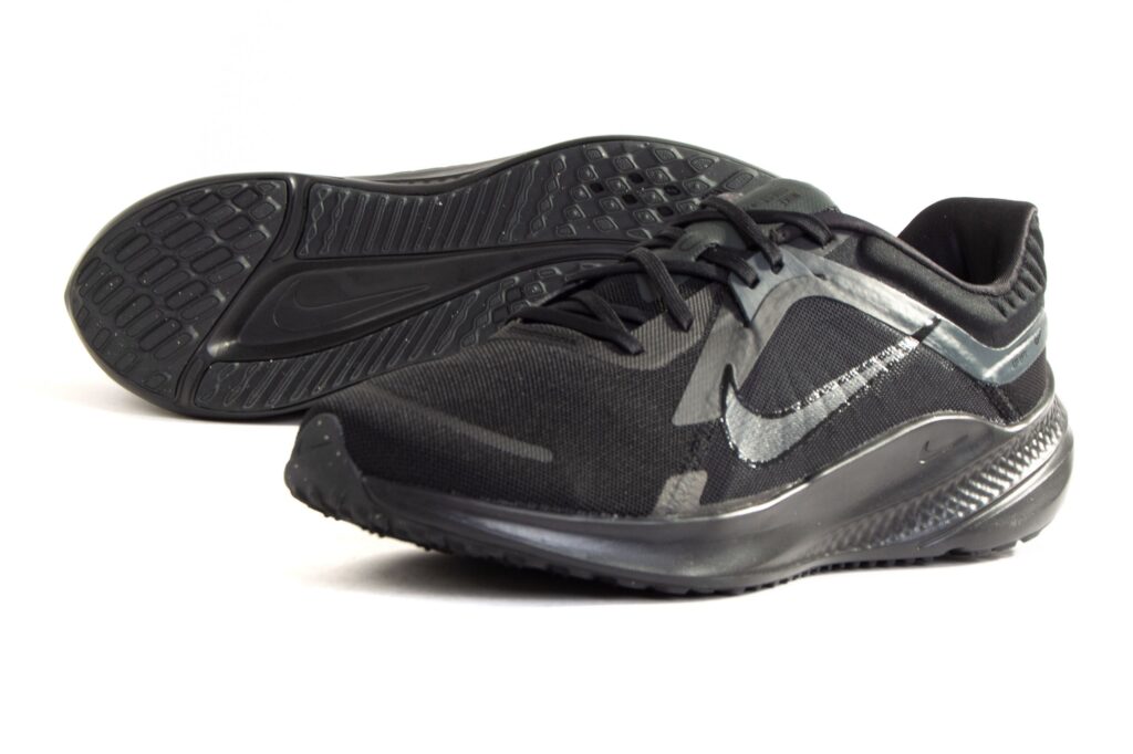 https://ks2.imper.info/jedi-img/public/nike/buty/dd0204-003/2560x2560/nike-buty-quest-5-dd0204-003-1267ab6c.jpg