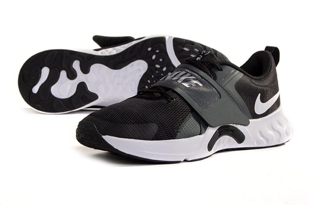 https://ks2.imper.info/jedi-img/public/nike/buty/dh0606-001/2560x2560/nike-buty-renew-retaliation-4-dh0606-001-c866df50.jpg