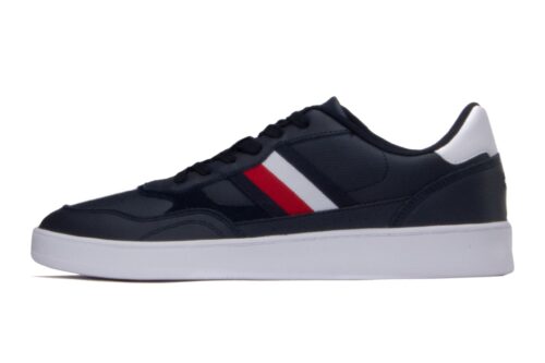 https://ks2.imper.info/jedi-img/public/tommy-hilfiger/buty/fm0fm04828-dw5/2560x2560/tommy-hilfiger-buty-court-cupsole-retro-lth-stripes-fm0fm04828-dw5-0b1f9045.jpg
