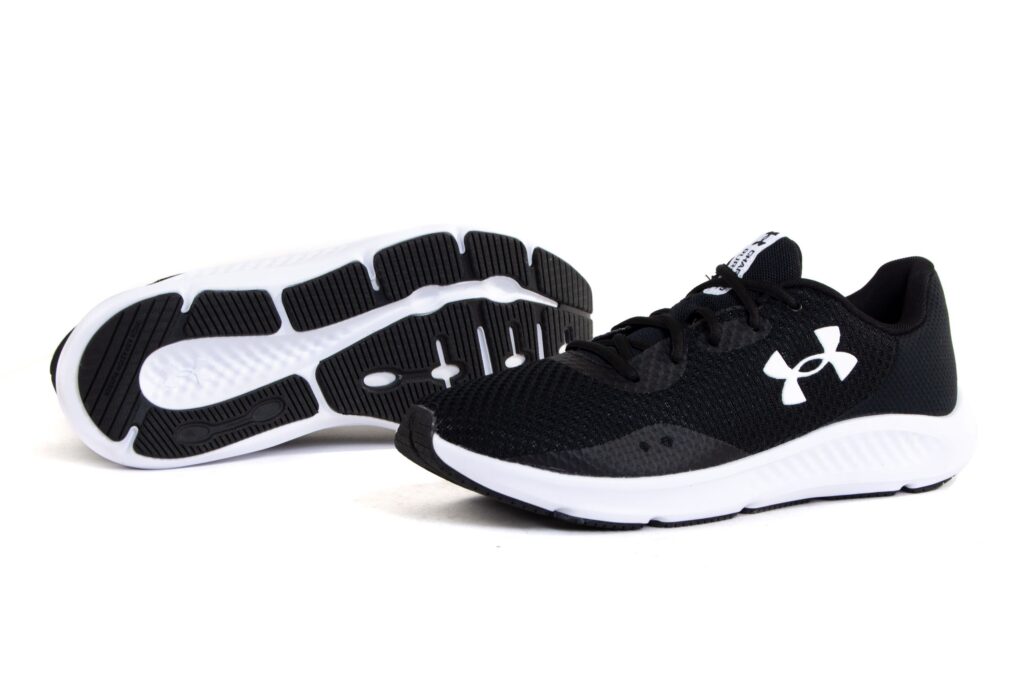 https://ks2.imper.info/jedi-img/public/under-armour/buty/3024878-001/2560x2560/under-armour-buty-ua-charged-pursuit-3-3024878-001-be0becc1.jpg