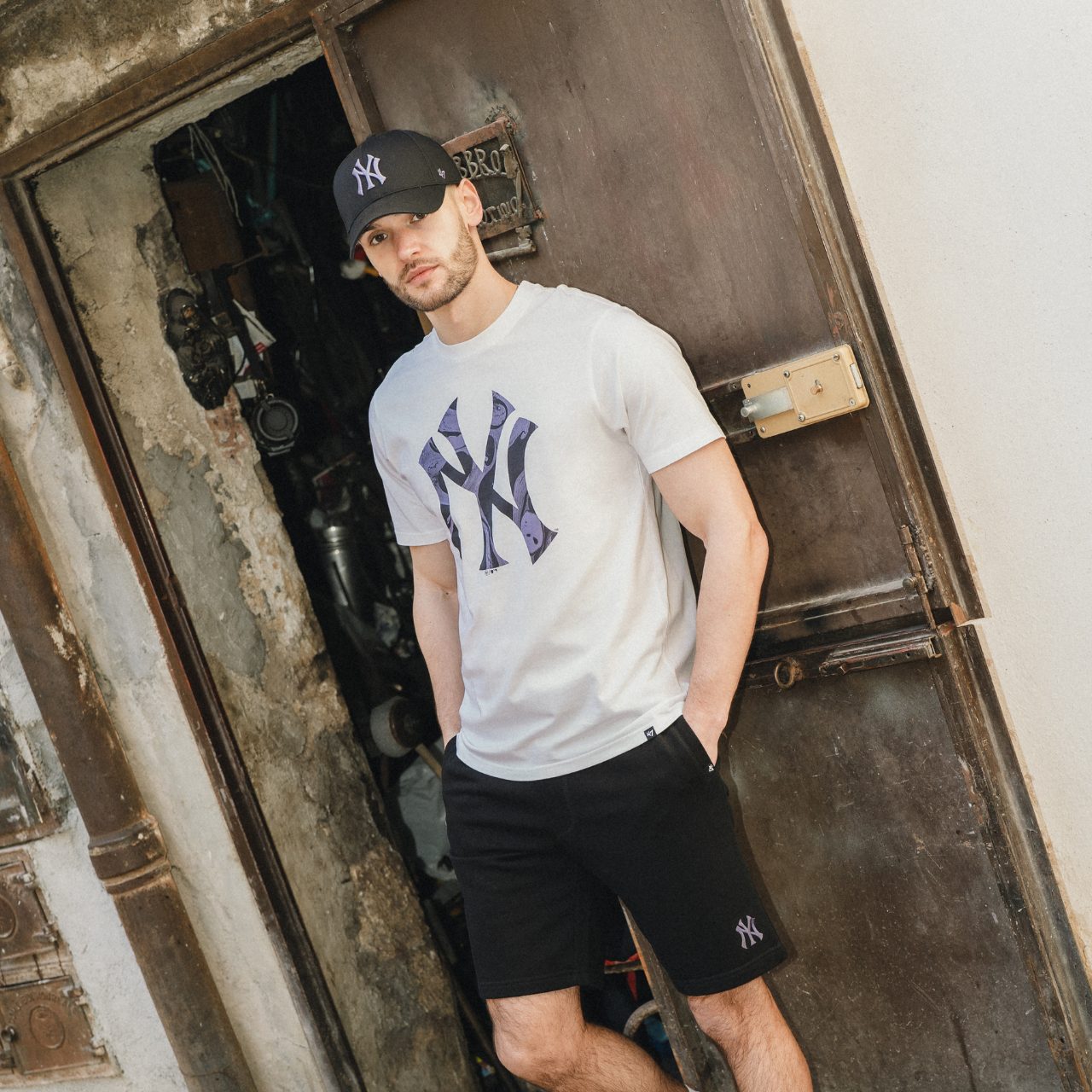 Czapka z daszkiem '47 New York Yankees Clean Up czarna B-RGW17GWS-BKD - obrazek 4